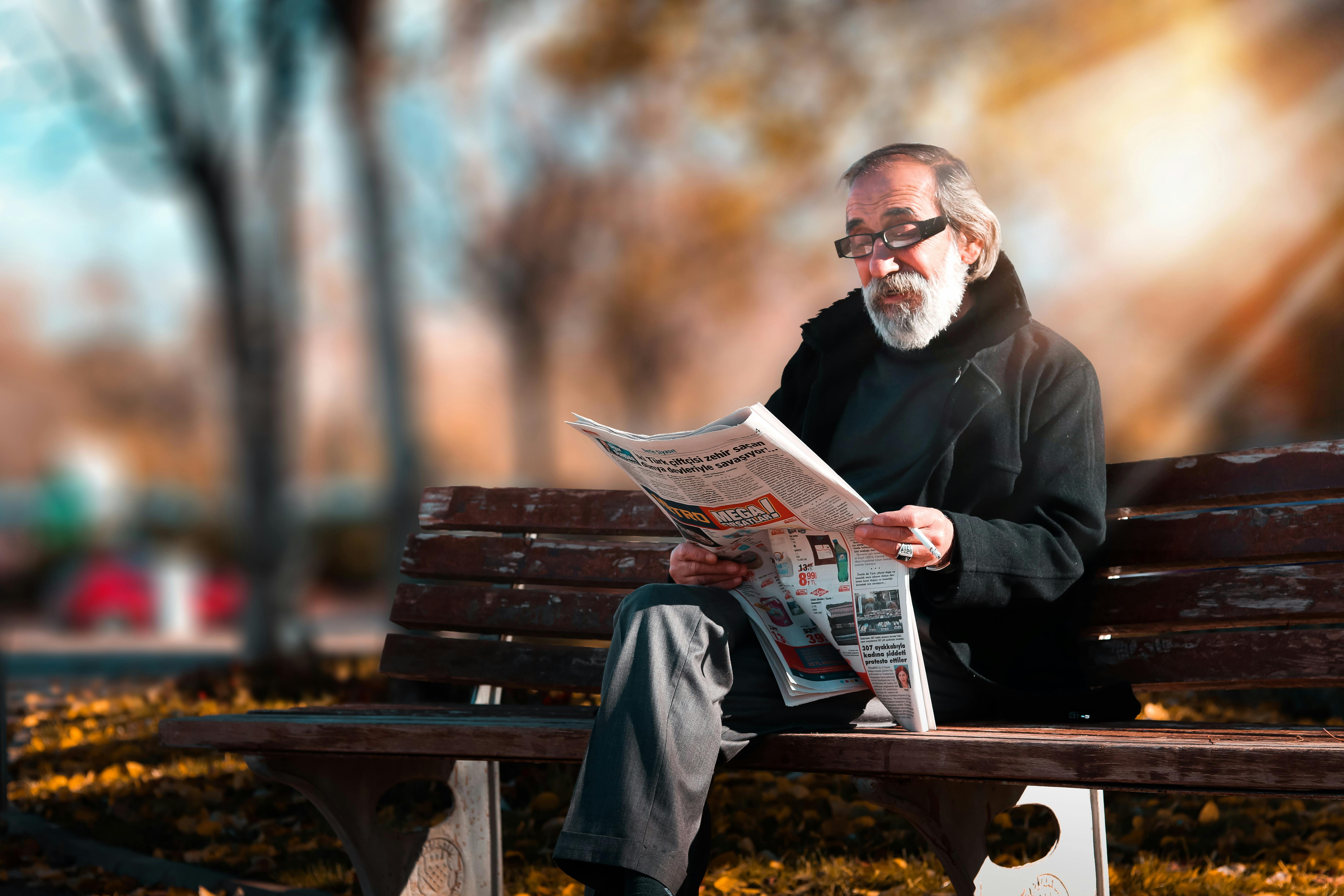 The Hidden Risk of Benadryl for Seniors: What Every Alzheimer’s Caregiver Should Know