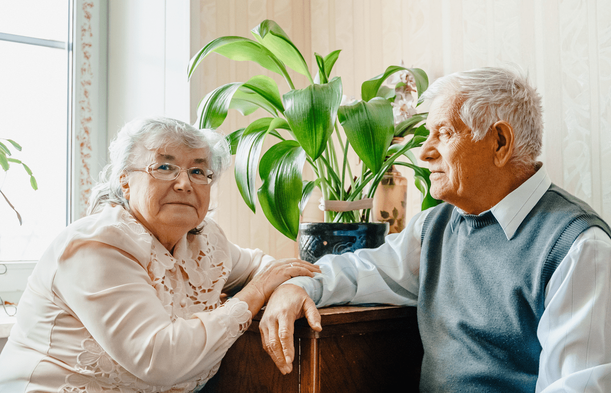 A Caregiver's Guide to Alzheimer's Disease: Essential Advice for Families - ZenWave Precision 40Hz