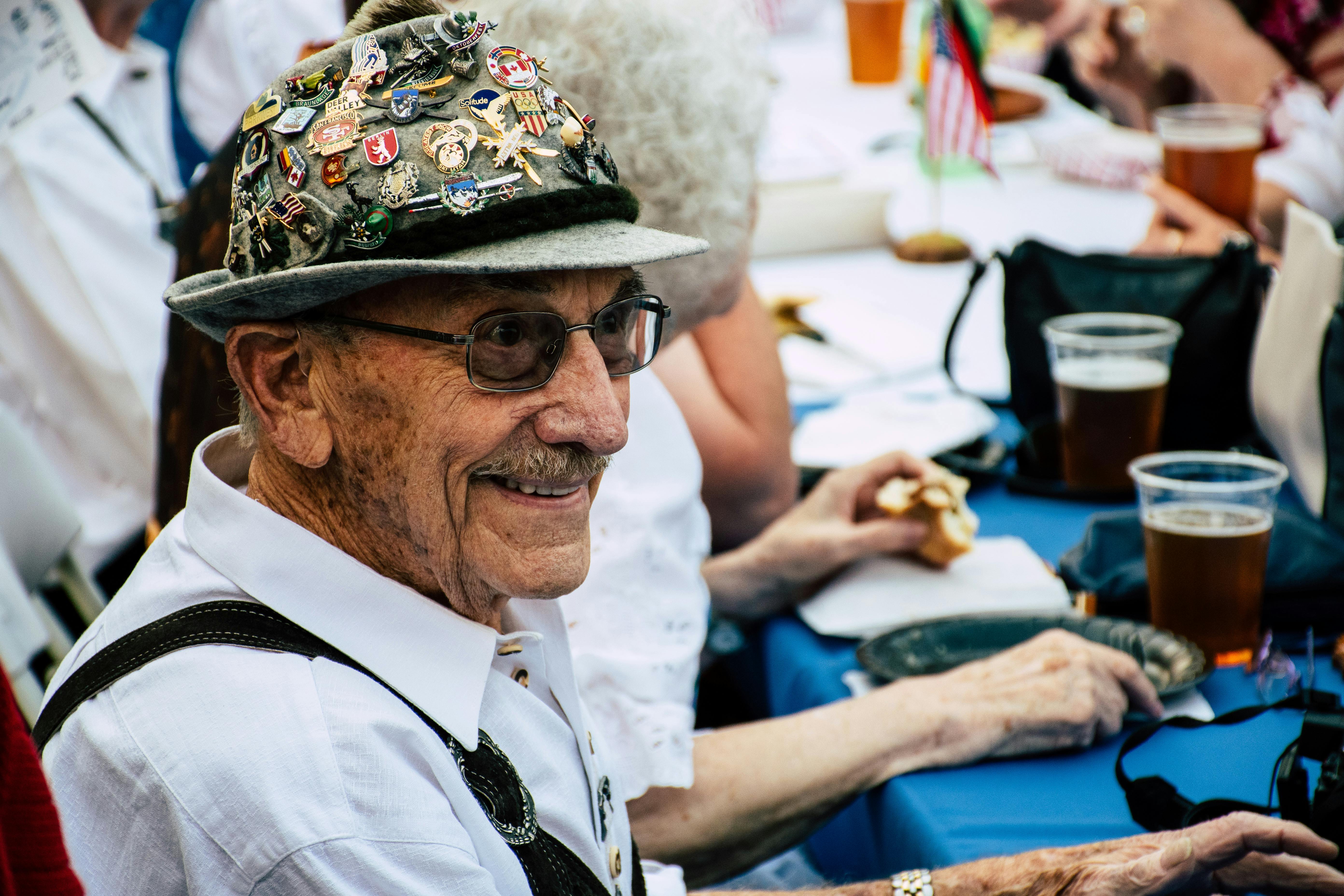 The Hidden Risk of Benadryl for Seniors: What Every Alzheimer’s Caregiver Should Know